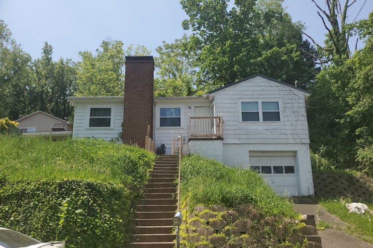 1011 Northway Dr, Saint Albans, WV, 25177, USA