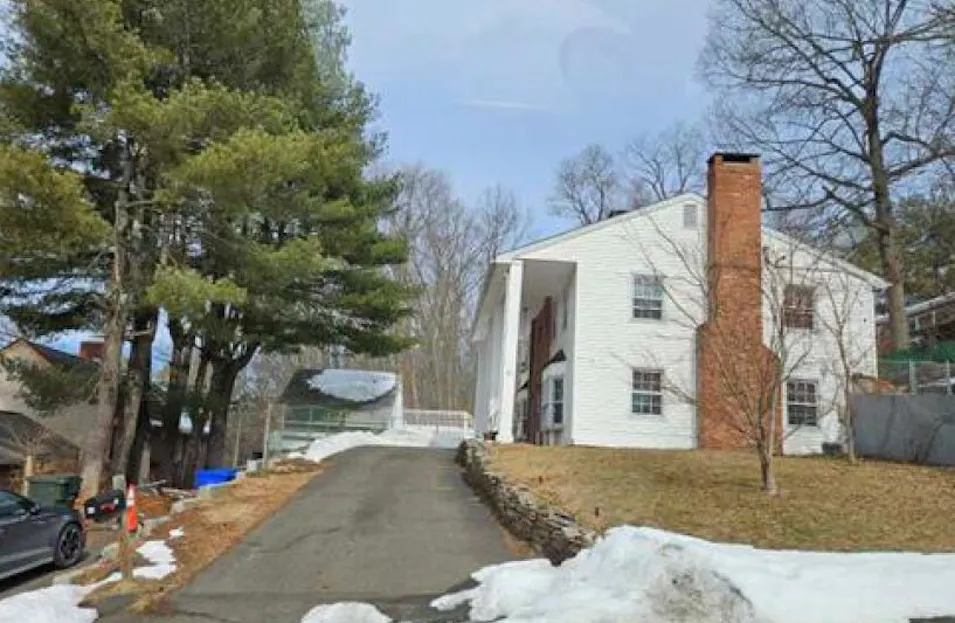 32 Arnold Drive East Hartford, CT 06108, Capitol County