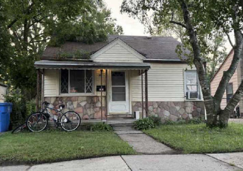 5711 Cornell Dearborn Heights, MI 48125, Wayne County