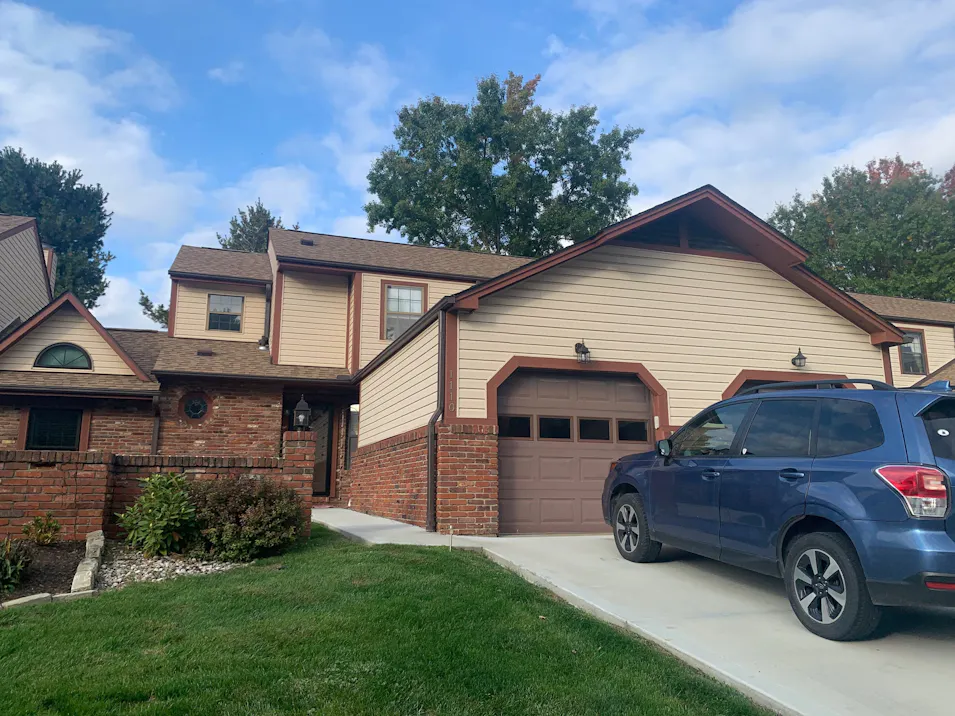 1110 Valleyview Dr Lawrence, PA 15055, Washington County
