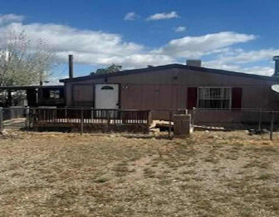 7 Hickory Ln Gallup, NM 87301, McKinley County