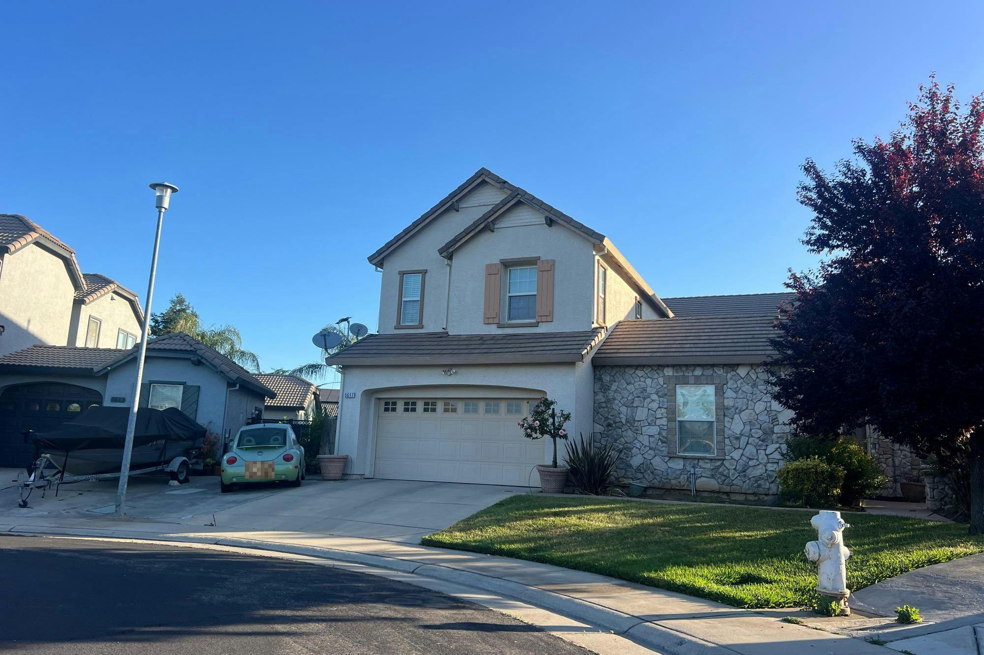 Mariolyn Ct, Elk Grove, CA 95757