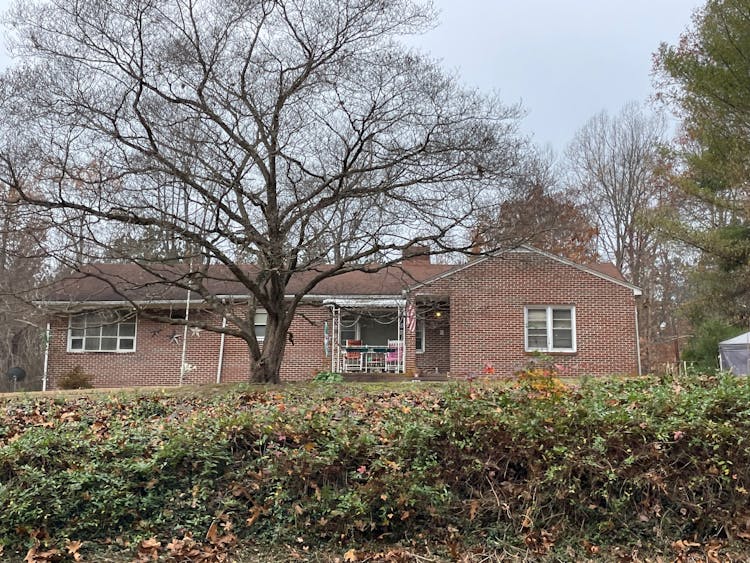 1303 Watsons Wood Road Crewe, VA 23930, Nottoway County