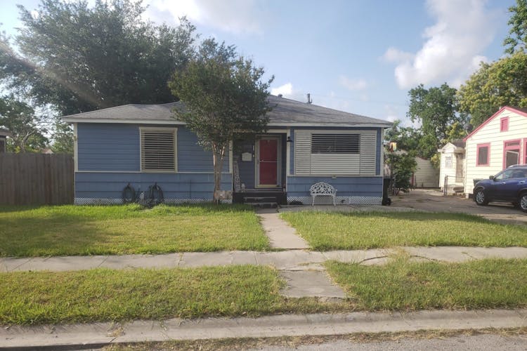 1033 Harrison Street Corpus Christi, TX 78404, Nueces County