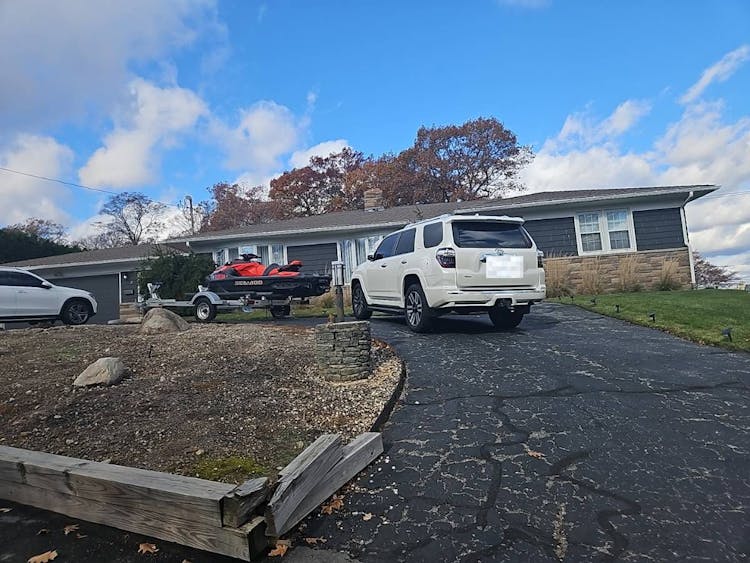 7 Tabor Dr Johnston, RI 02919, Providence County