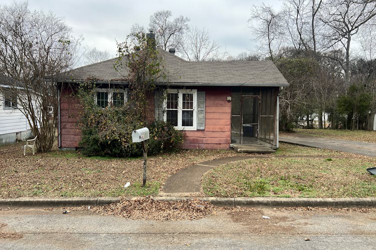 137 Minniehaha Street Florence, AL 35630, Lauderdale County