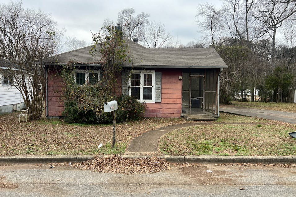 137 Minniehaha Street Florence, AL 35630, Lauderdale County