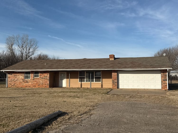 882 County Street 2941 Tuttle, OK 73089, Grady County