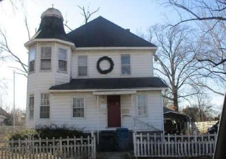 126 Clinmar Pl Centralia, IL 62801, Marion County