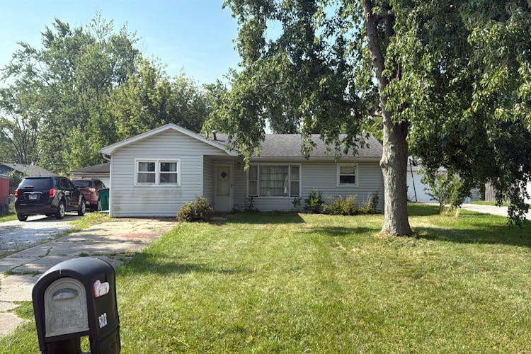 523 W Arlington Ln Crete, IL 60417, Will County