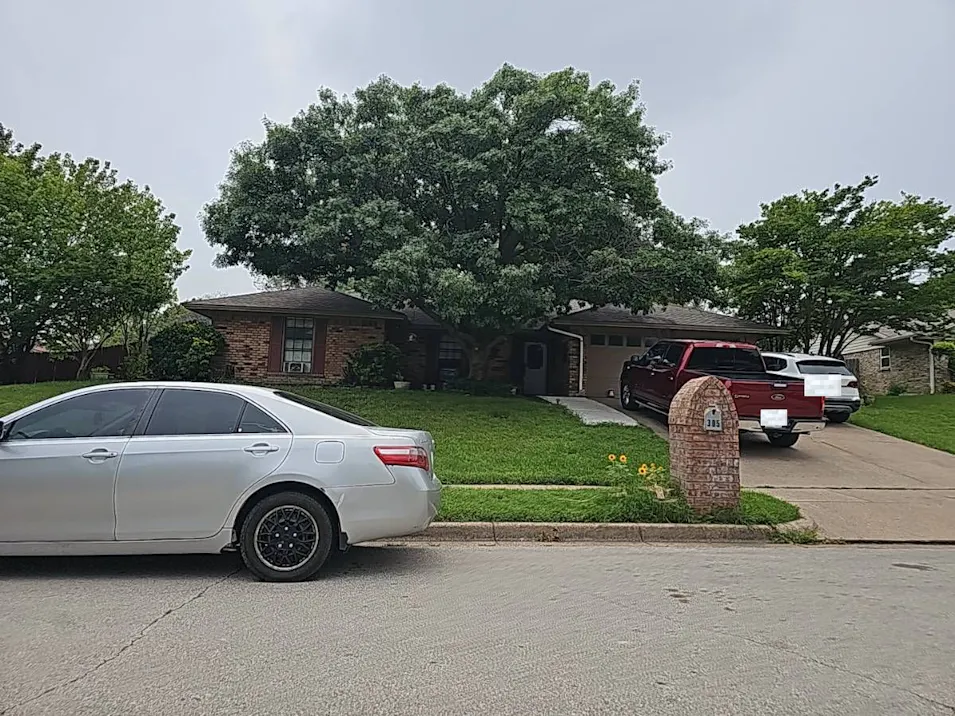 305 Haywood Dr Benbrook, TX 76126, Tarrant County