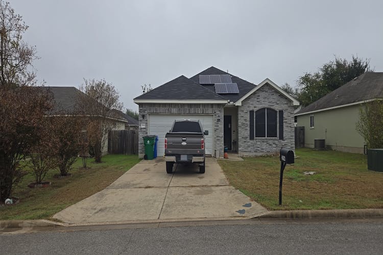 2804 Don Hill Lane Taylor, TX 76574, Williamson County