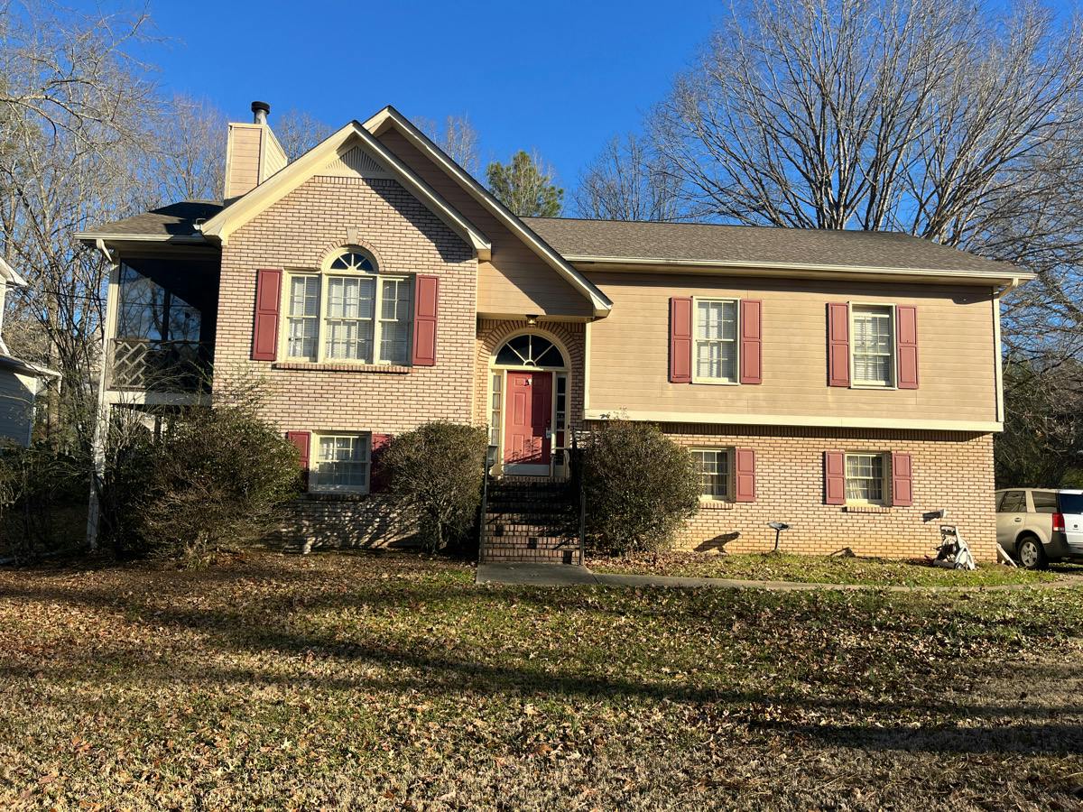 Kentwood Trl, Alabaster, AL 35007