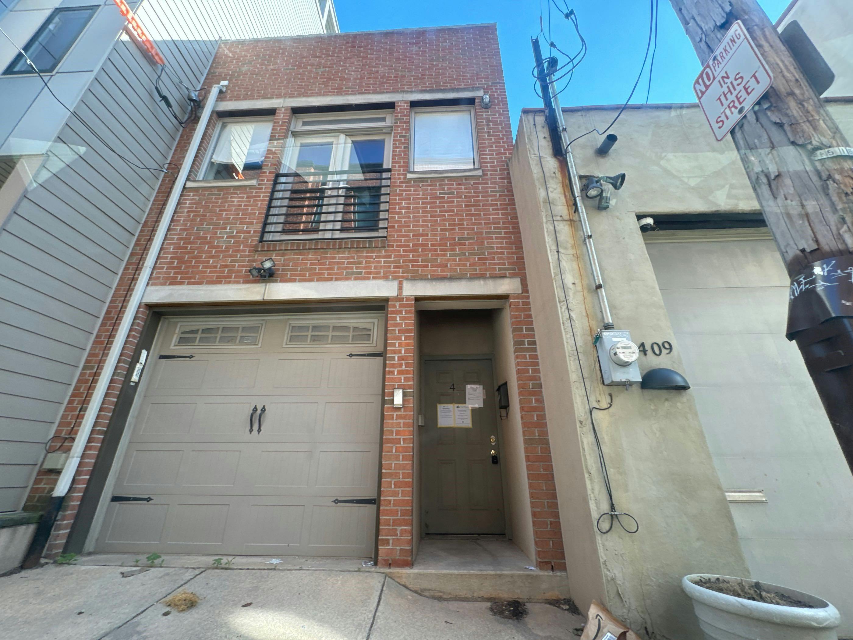 Wallace St, Philadelphia, PA 19123 #1