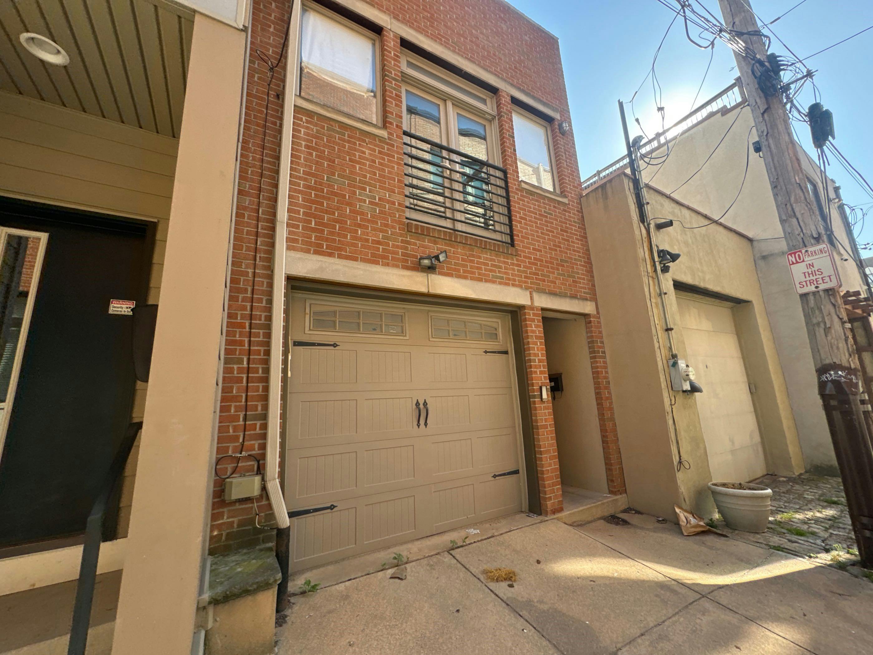 Wallace St, Philadelphia, PA 19123