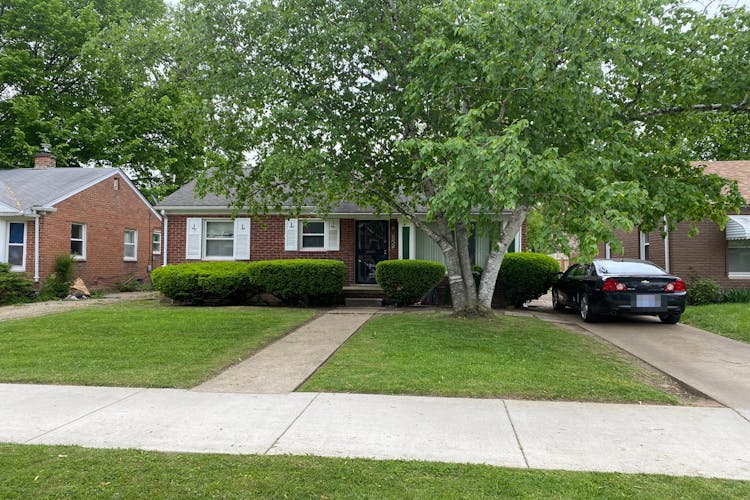 10026 Piedmont Detroit, MI 48228, Wayne County