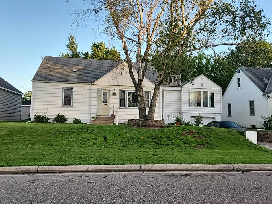 5111 Corvallis Ave N Crystal, MN 55429, Hennepin County
