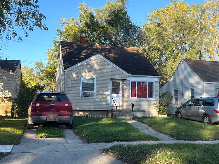 15355 Dixie Redford, MI 48239, Wayne County