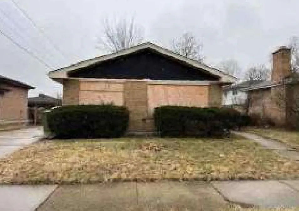 14719 parkside Dr Dolton, IL 60419, Cook County