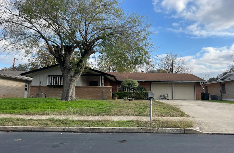 3446 Chateau Dr San Antonio, TX 78219, Bexar County