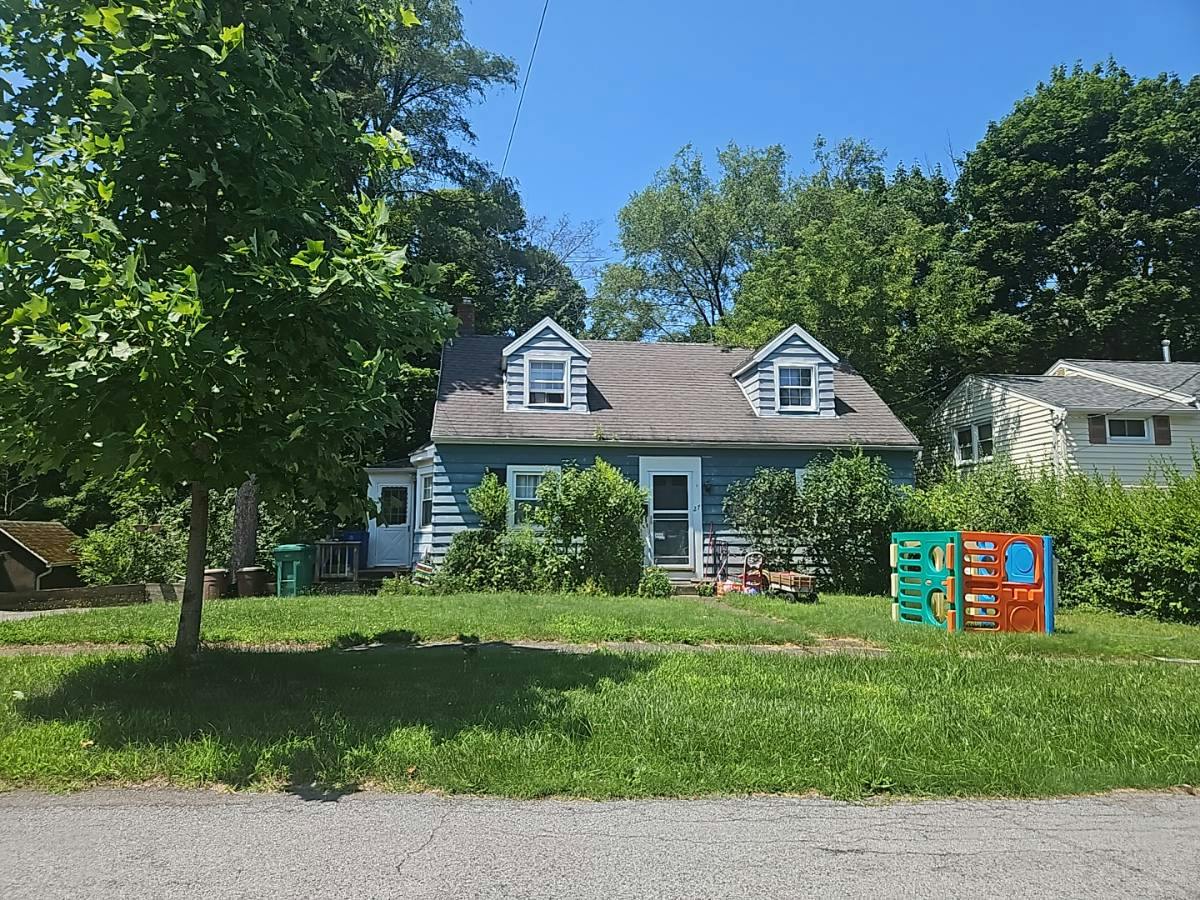 Dakeland Rd, Rochester, NY 14617