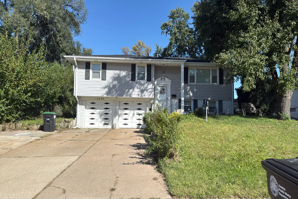 12236 Ohern Street Omaha, NE 68137, Douglas County