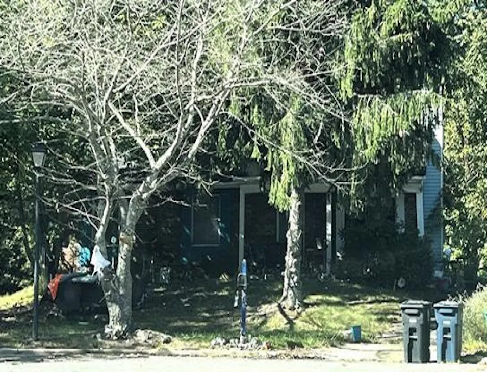 4902 Vienna Dr Clinton, MD 20735, Prince George's County