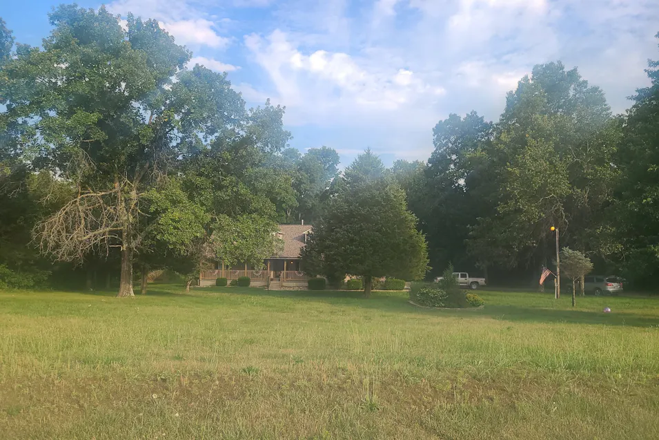 9100 13th Rd Mountain Grove, MO 65711, Wright County