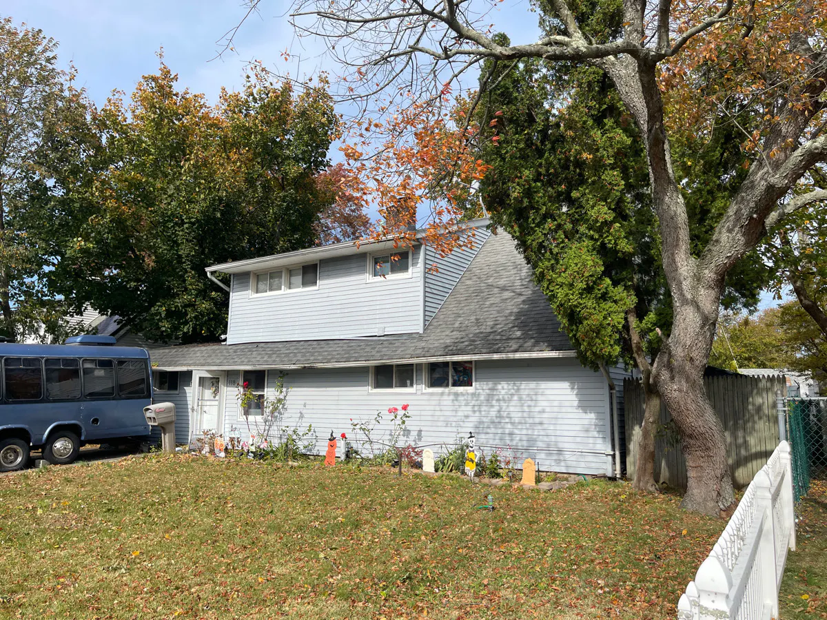 Bucket Ln, Levittown, NY 11756 #1