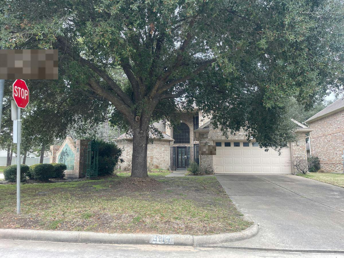 Evergreen Oak Dr, Houston, TX 77068