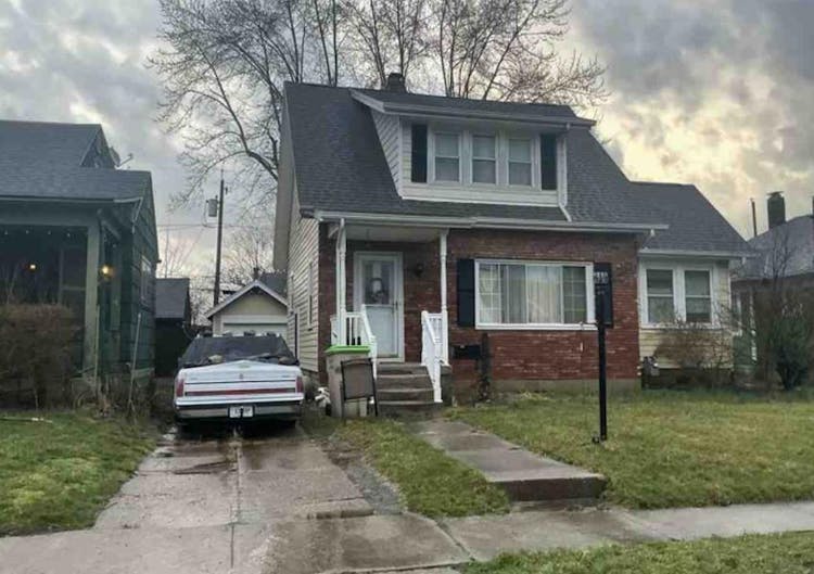 210 Roseland Ave W Springfield, OH 45503, Clark County