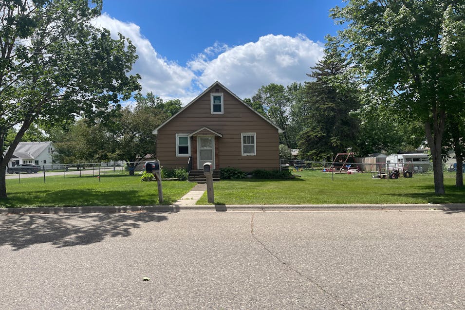 601 Broadway Avenue North Foley, MN 56329, Benton County