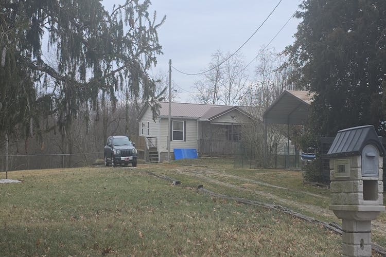 4011 New England Ridge Rd Washington, WV 26181, Wood County