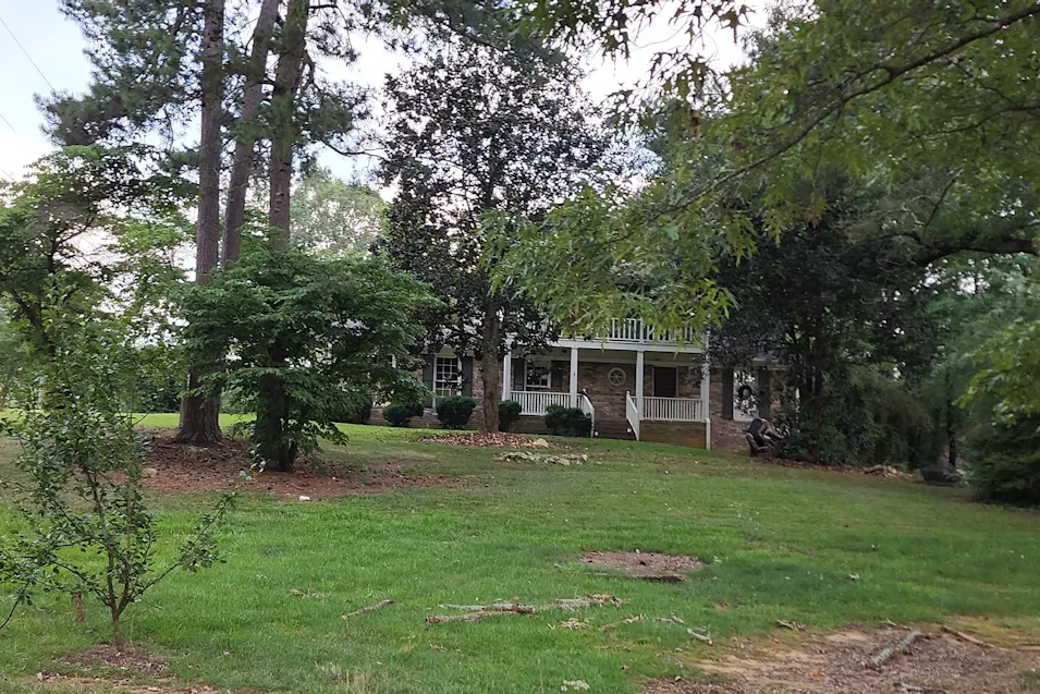 2 Silvermont Dr SE Silver Creek, GA 30173, Floyd County
