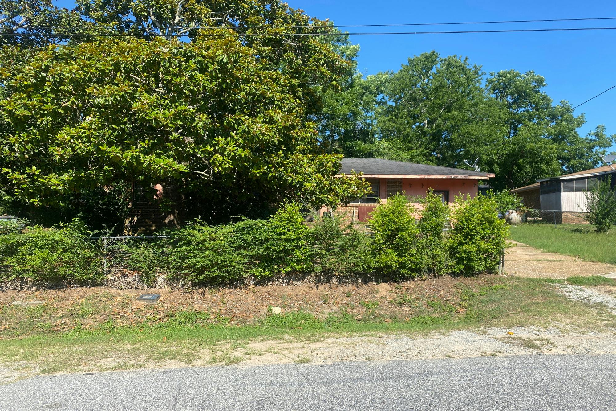 93 North St, Lumpkin, GA, 31815, USA