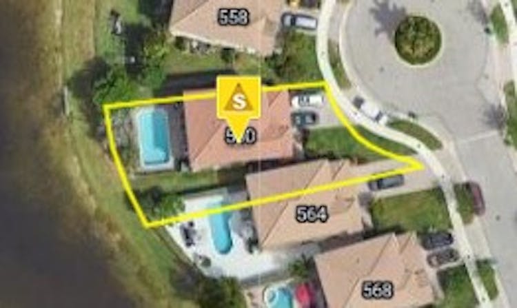 560 NE 191st St Miami, FL 33179, Miami-Dade County