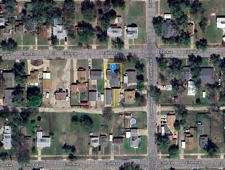 1227 E 6th Avenue Hutchinson, KS 67501, Reno County