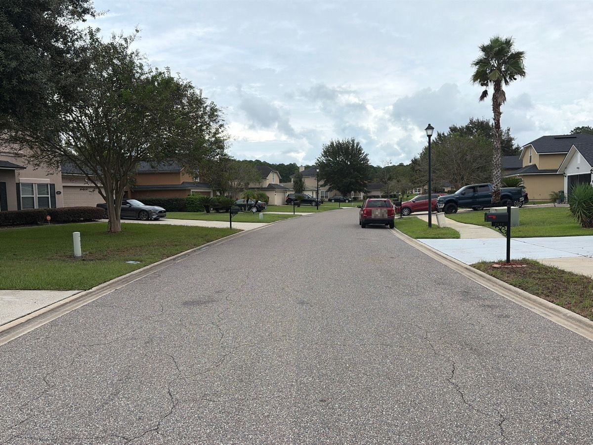 2419 Eisner Dr photo 5
