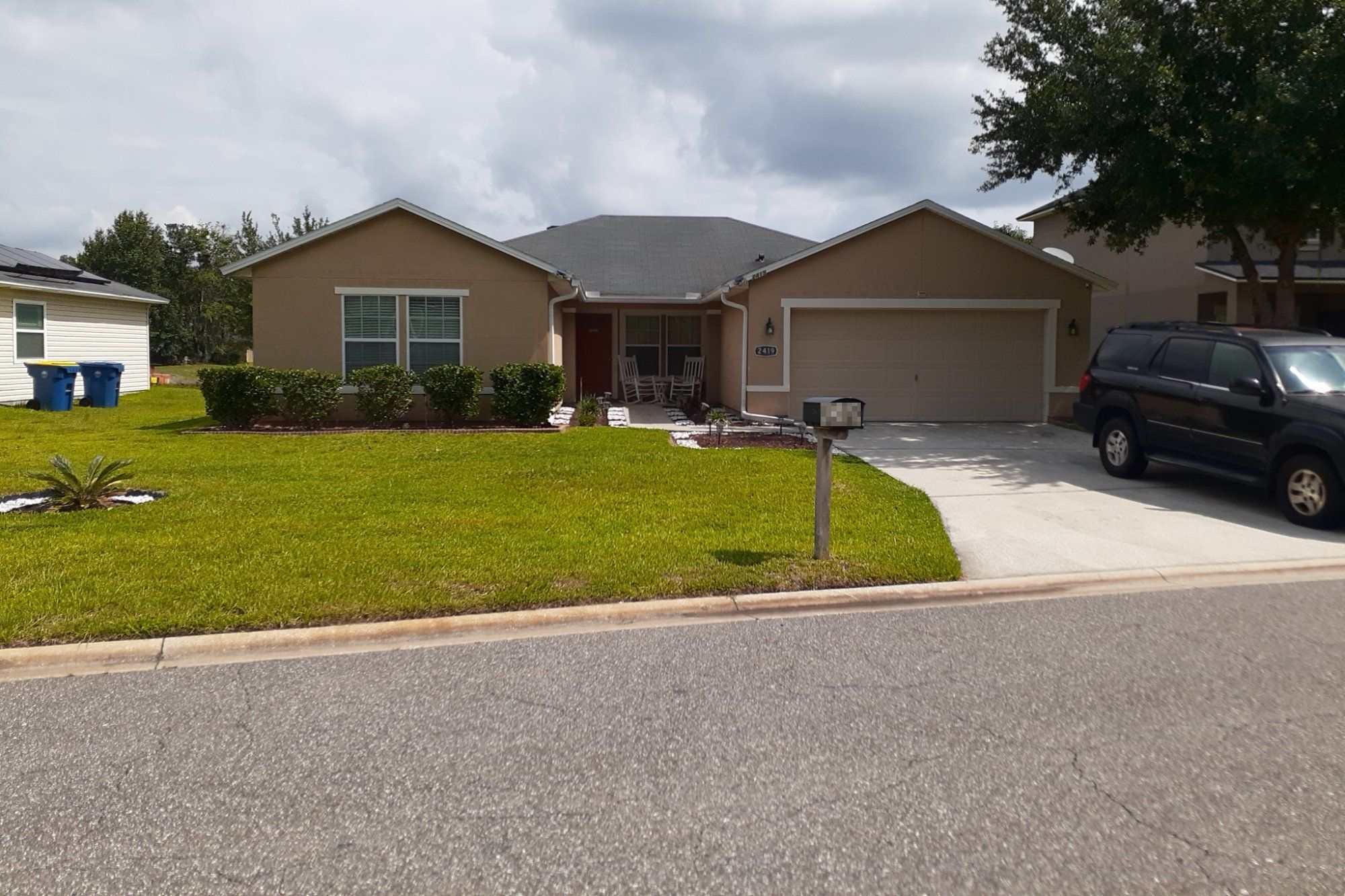 2419 Eisner Dr photo 6