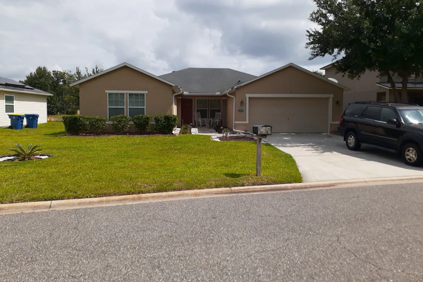 2419 Eisner Drive