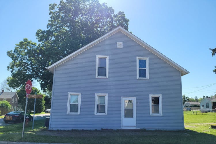 202 Jefferson Street Buffalo, IA 52728, Scott County