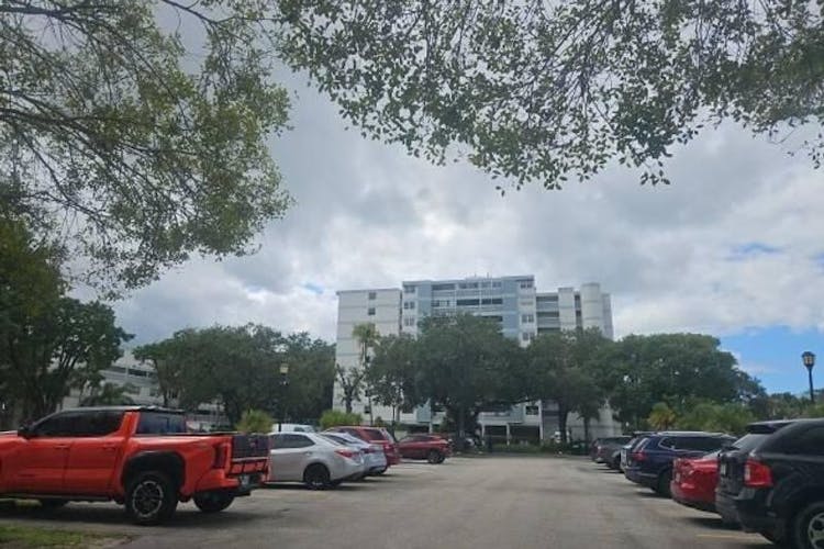 3301 Spanish Moss Ter Apt 804 Lauderhill, FL 33319, Broward County