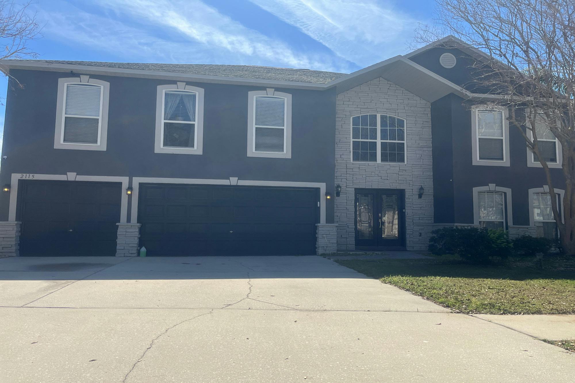 Valrico Heights Blvd, Valrico, FL 33594
