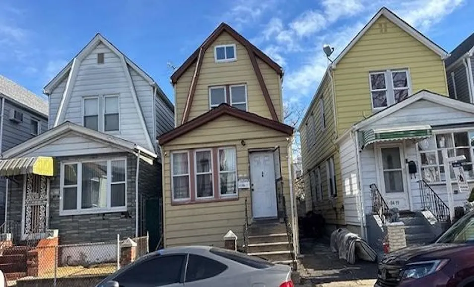 10453 128th St South Richmond Hill, NY 11419, Queens County