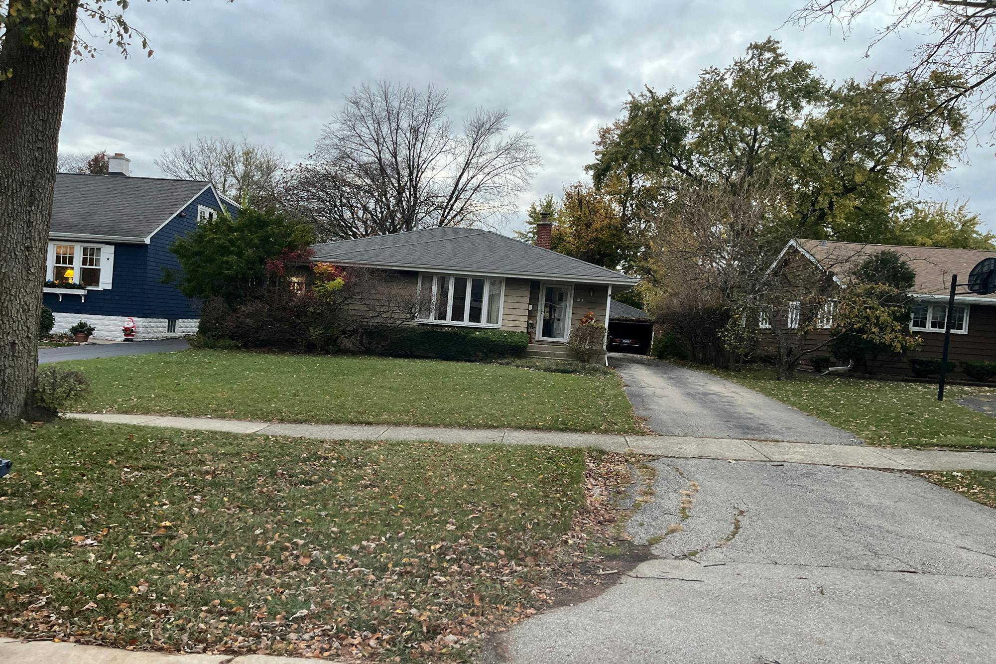 Arthur Ave, Clarendon Hills, IL 60514 #1