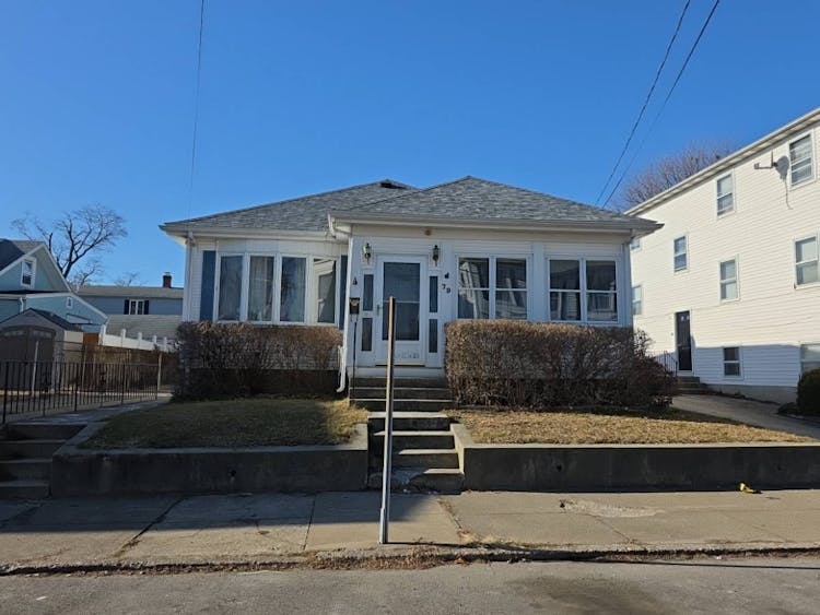 79 Littlefield Street Pawtucket, RI 02861, Providence County