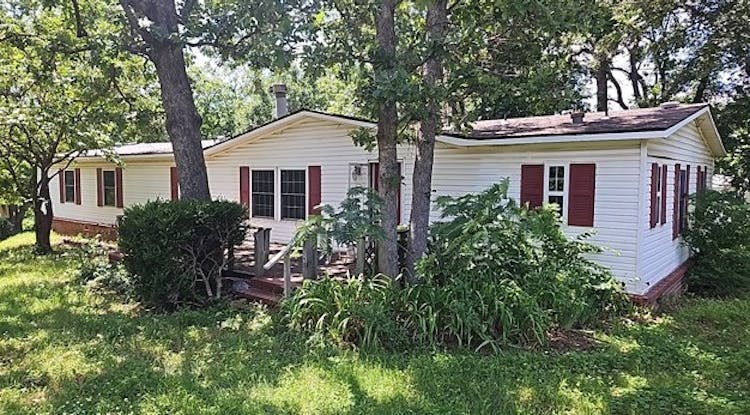 1445 North 237th Road Mounds, OK 74047, Creek County