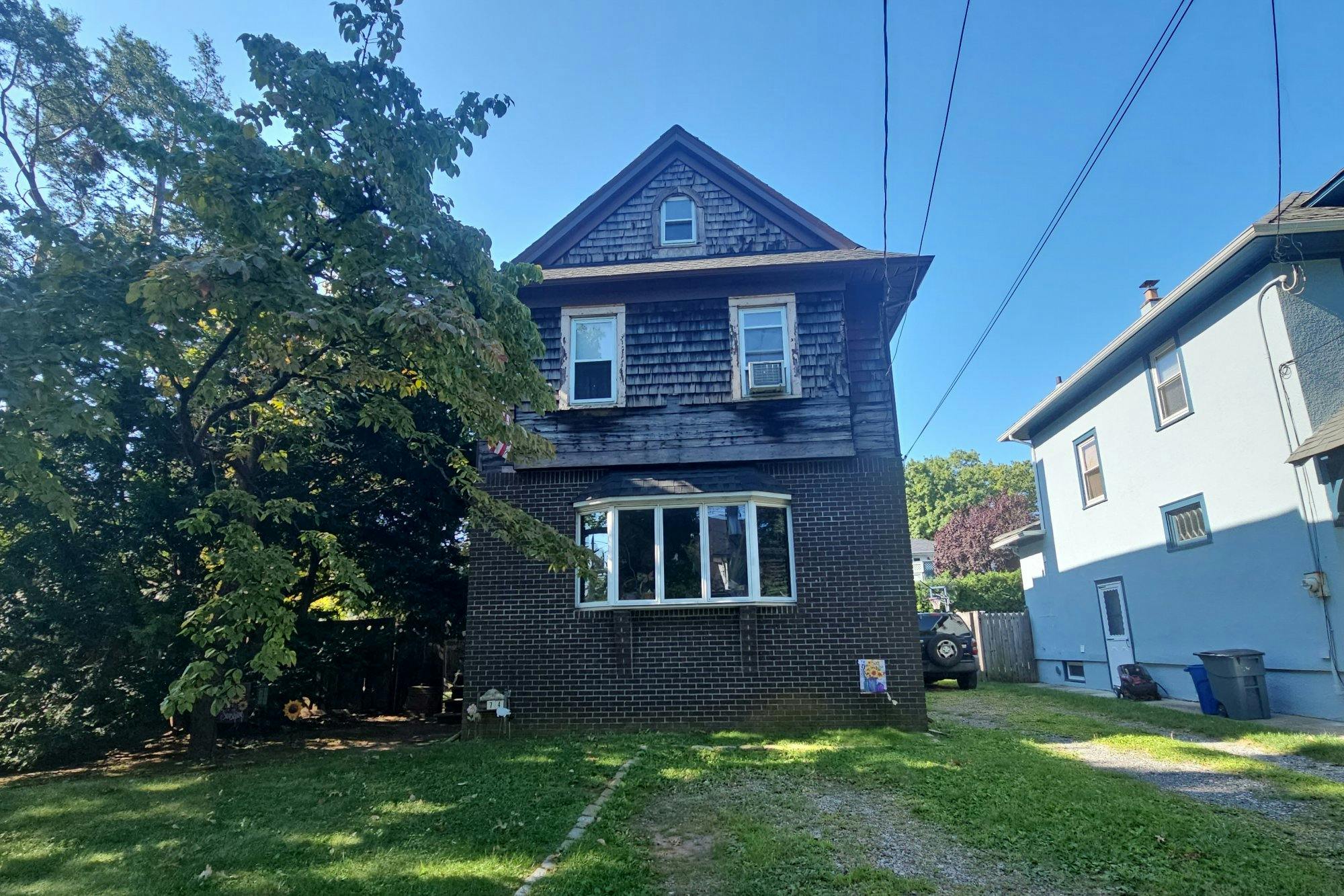 Steele Ave, Staten Island, NY 10306