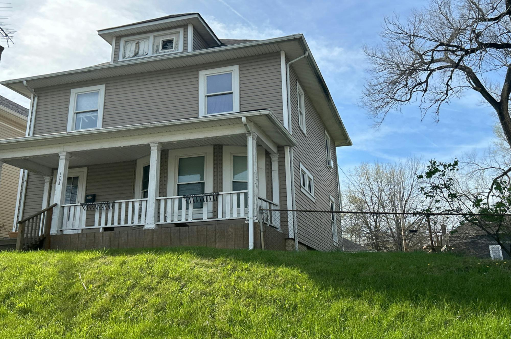 Xenia Ave, Dayton, OH 45410 #1