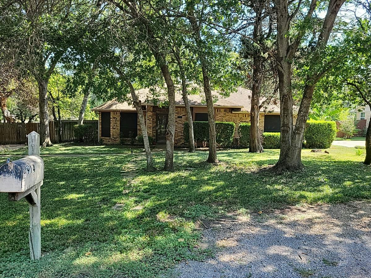 Nature Dr, Duncanville, TX 75116
